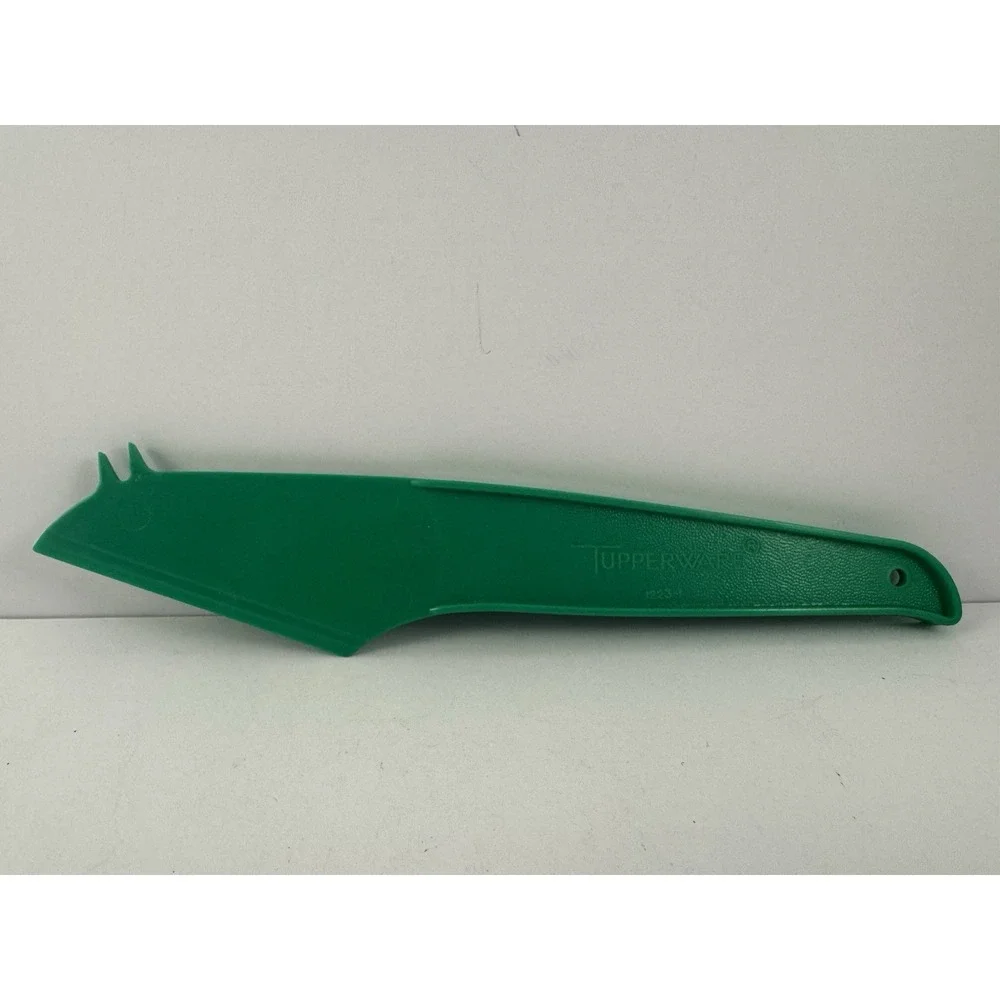 TUPPERWARE Vintage Green‎ CHEESE SLICER KNIFE #1223-1
